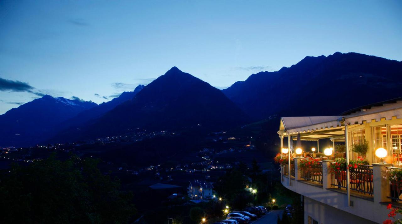 Hotel Schlosswirt Schenna Exterior photo